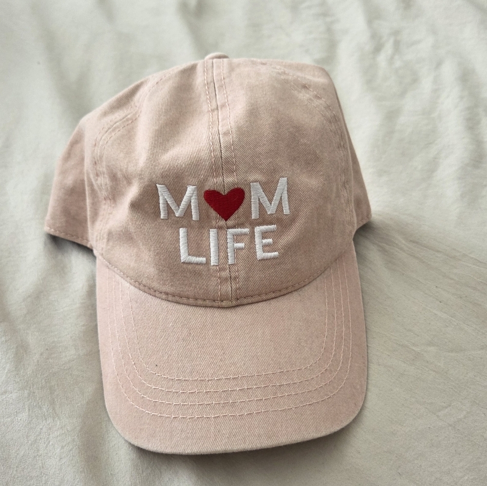 David and Young Blush Pink "M♡M LIFE" Womens Cap with Red Heart